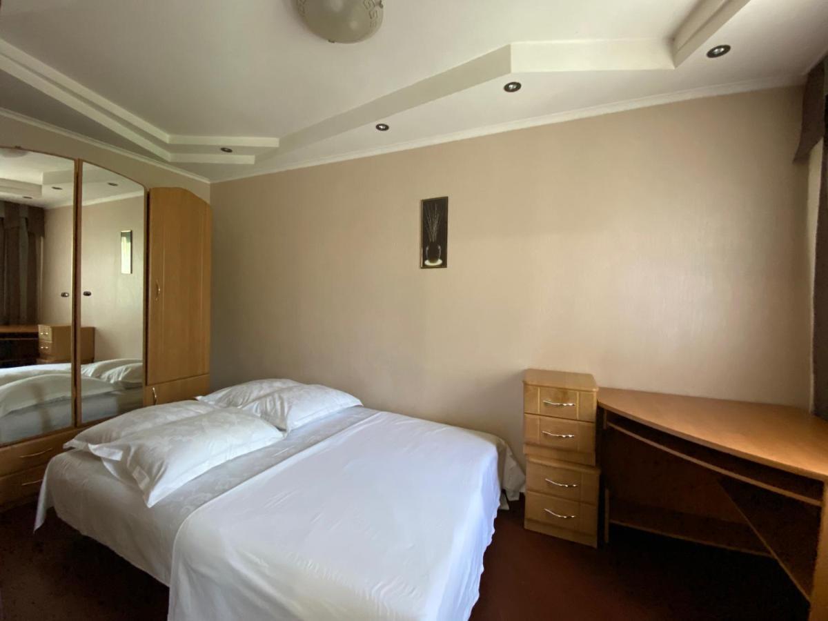2-Bedroom Apartment Most City Center Area Днепър Екстериор снимка